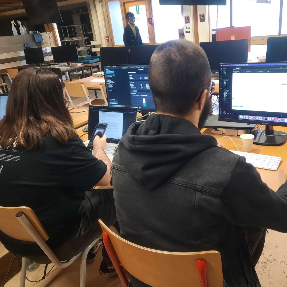 Photo de travail sur le projet